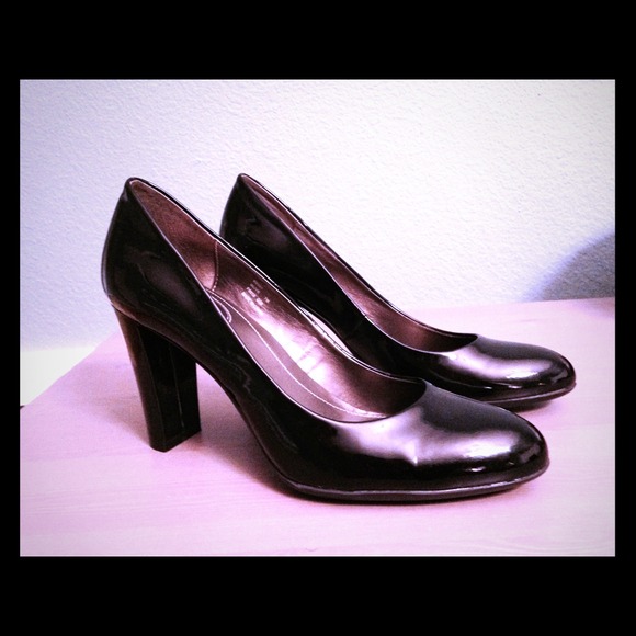 Calvin Klein Shoes - Calvin Klein Black Patent Heel