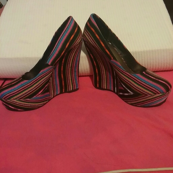 Multi colored platform wedges - Picture 3 of 5