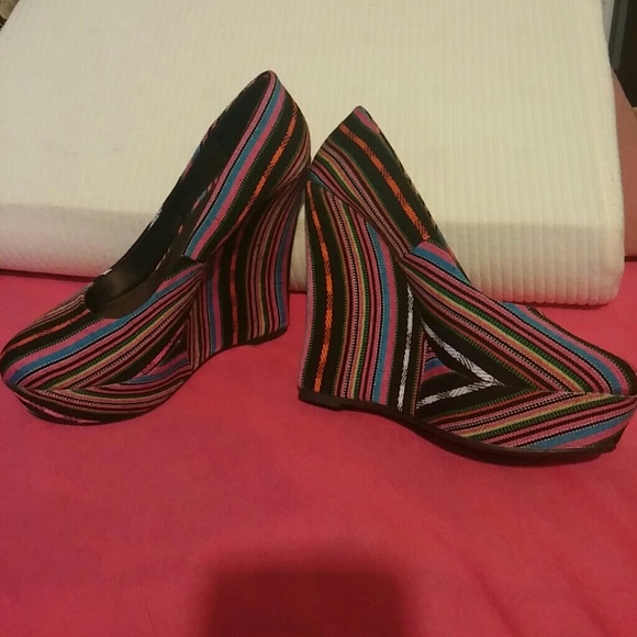 Multi colored platform wedges - Picture 5 of 5
