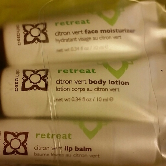 Mini Travel Bag - Picture 3 of 4