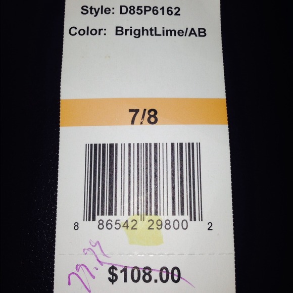 Like new - Picture 2 of 4