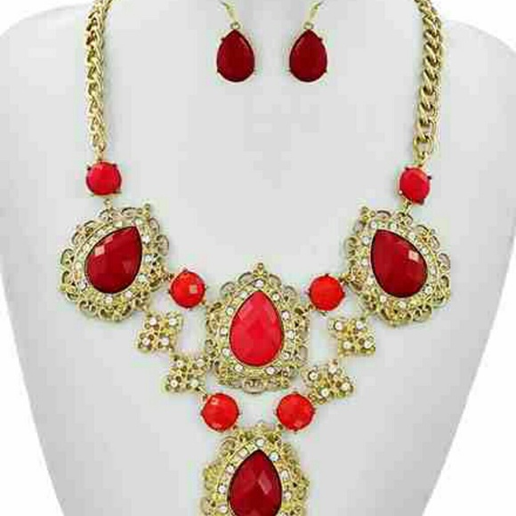 Necklace & Earrings Set - Picture 1 of 1