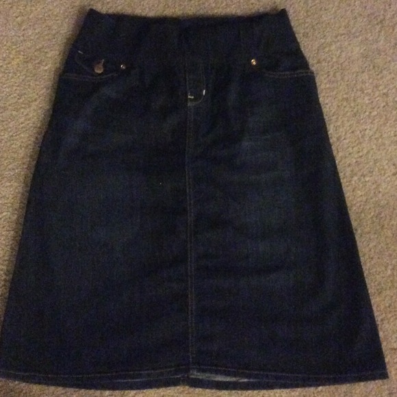 Denim Gap maternity Skirt warn once for pics