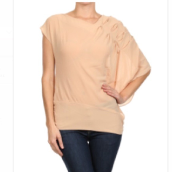 🆕Asymmetrical Chiffon Top - Picture 1 of 4