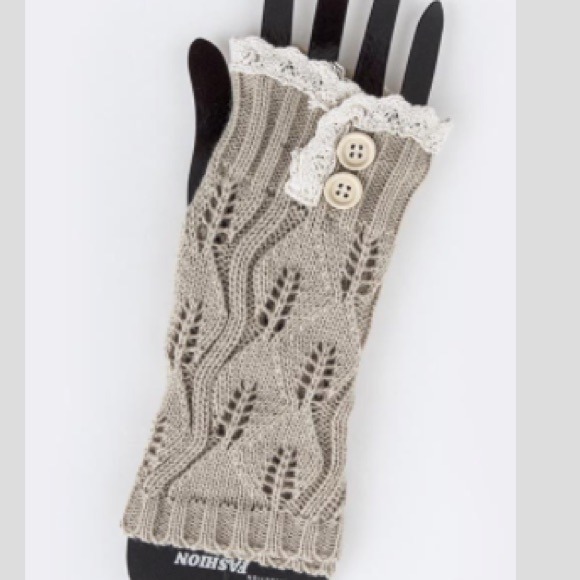 🆕Knit Gloves with Lace Top - Picture 4 of 4