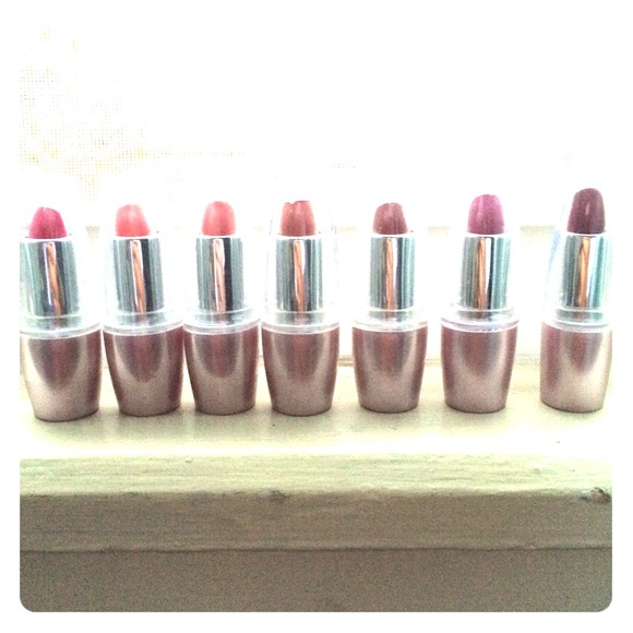 Brand new lipsticks by Gold Coast 💕