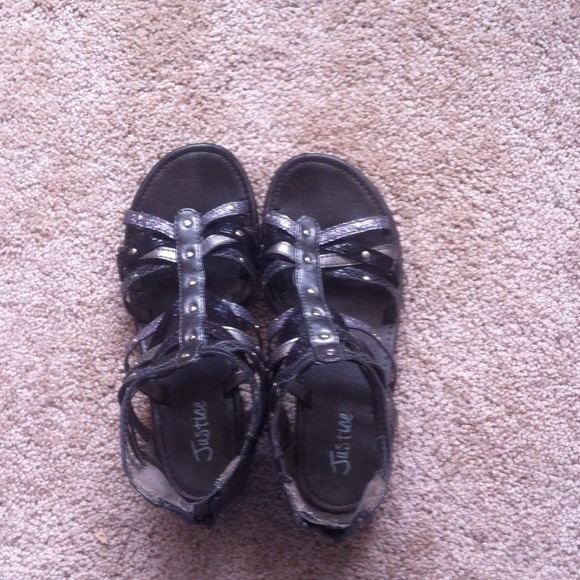 Worn only once and justice