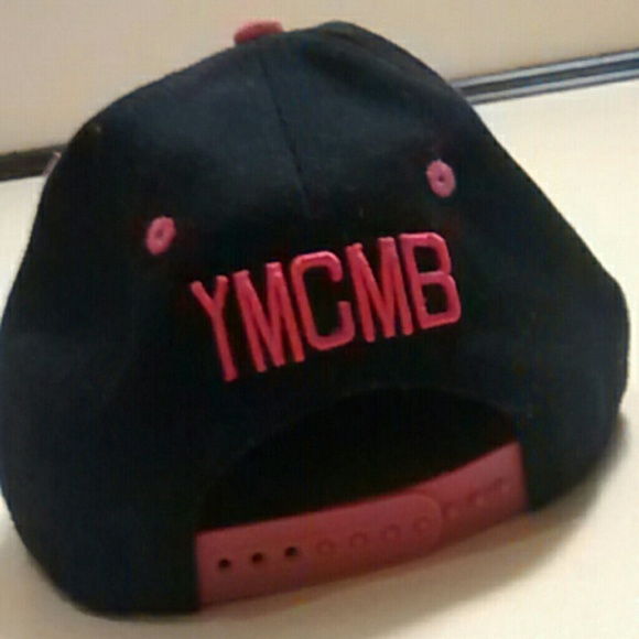 Ymcmb snapback - Picture 2 of 2
