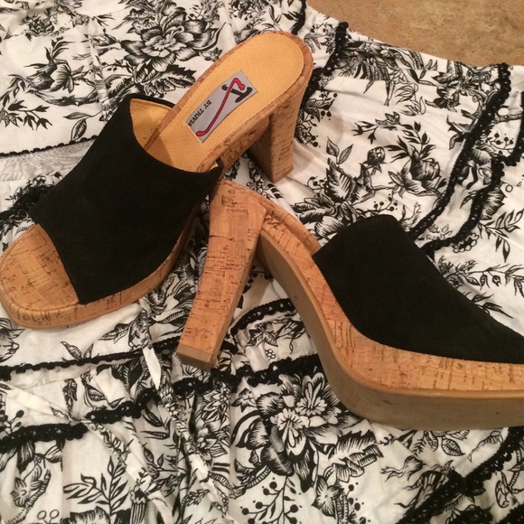 Vintage cork and suede heel