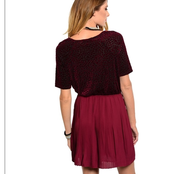 Whine party dress - Picture 2 of 2