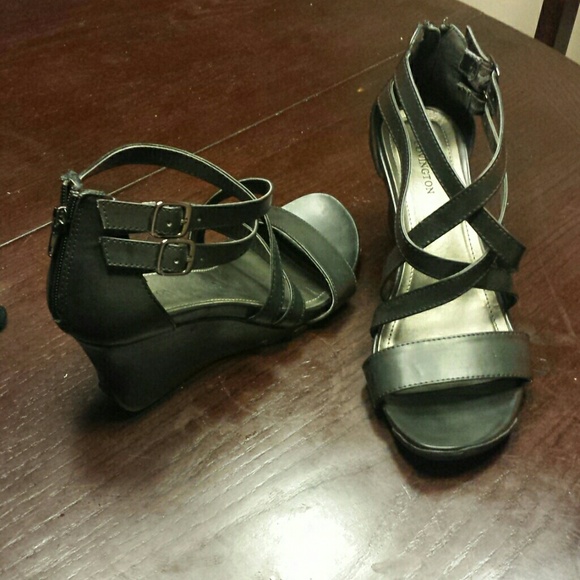 Final sale !!Covington Black Wedge Sandals