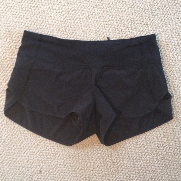 Lulu lemon shorts size 4