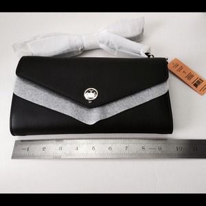 BRAND NEW Tory Burch Handbag