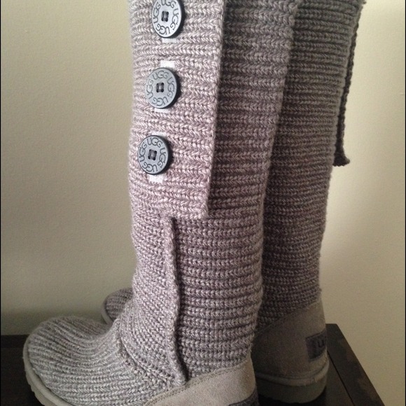 Ugg Cardy Boots in Heather Grey