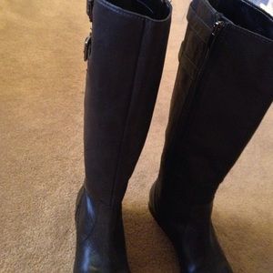Black riding boots