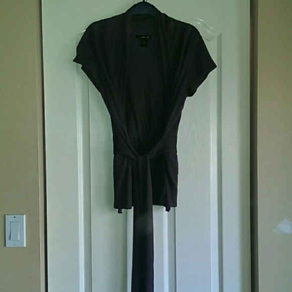 Short sleeve open sweater with waiting tie