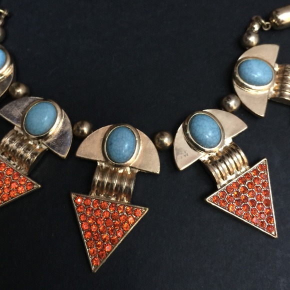 Fun Neckace - Picture 2 of 2