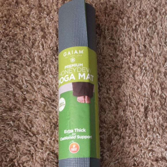 Gaiam extra thick yoga mat