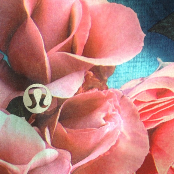 💕HP💕Lululemon lightened up top - Picture 3 of 7