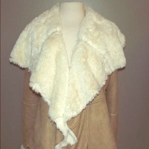 ONLY CHANCE TO GET AT $20 Winter coat ❄️