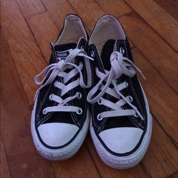 Black and white converse