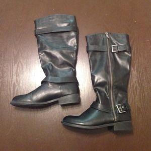 Black calf height zipper boot