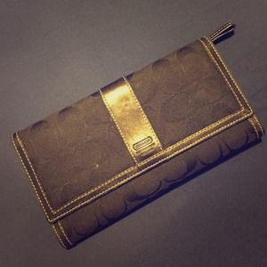 Coach wallet