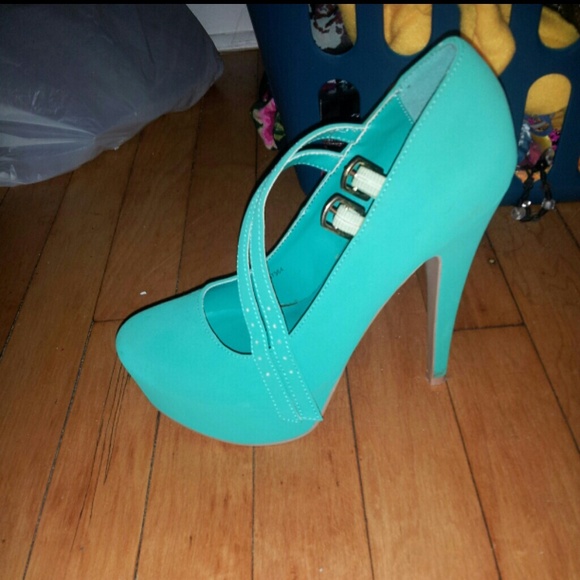 Aqua blue high heel shoes
