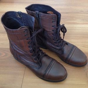 Steve Madden Troopa combat boots