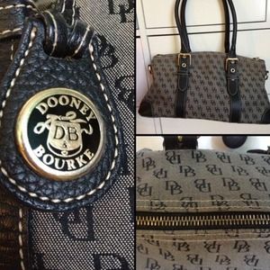 Dooney & Bourke Purse