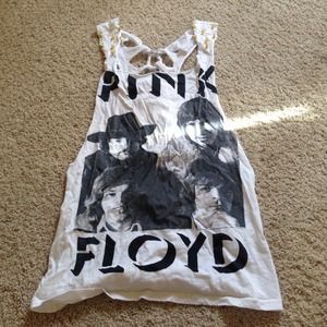 Pink Floyd shirt