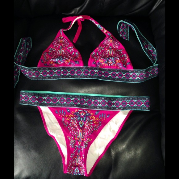 VS Halter Swimsuit Top