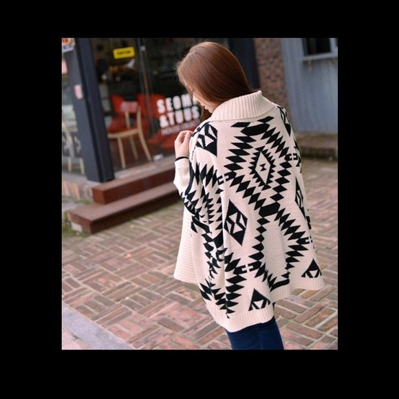Modern Southwestern pattern Batwing Sweater - Picture 2 of 4