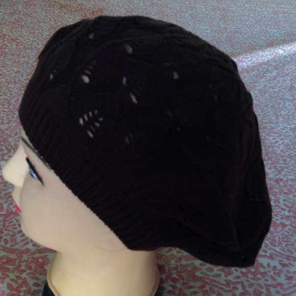 Art cap