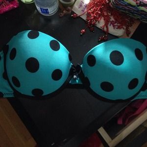 Multiway/strapless lightly-lined bra