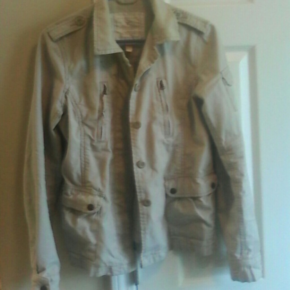 American Eagle Outfitters Cargo jacket!!!!!!!?????