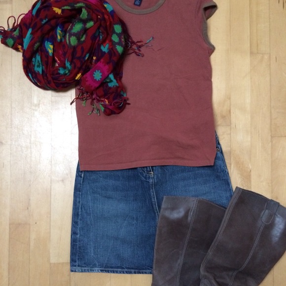 J Crew denim skirt. Size 27