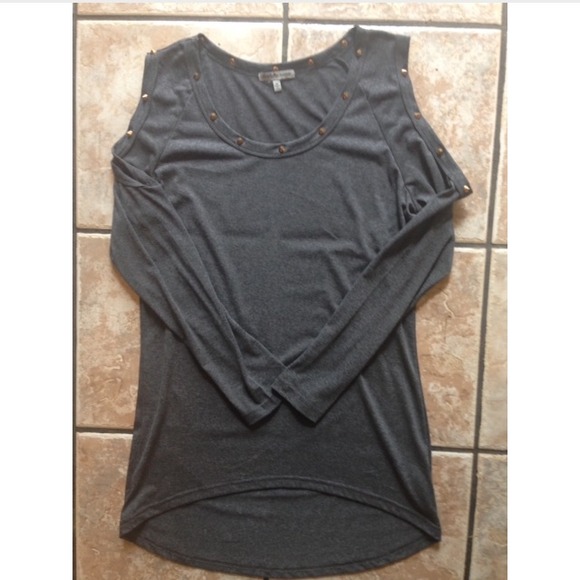Cut off shoulder sweater
