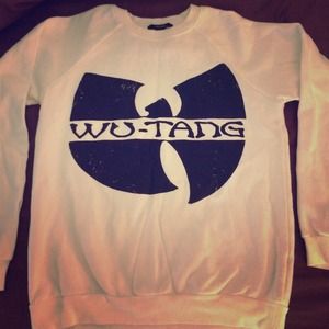 New never worn WU-TANG sweatshirt