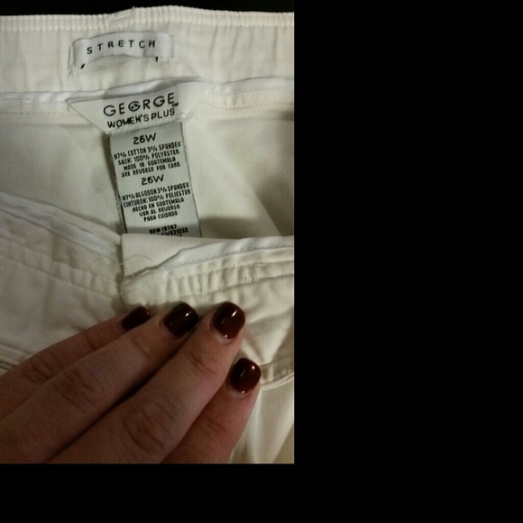 White stretch capris