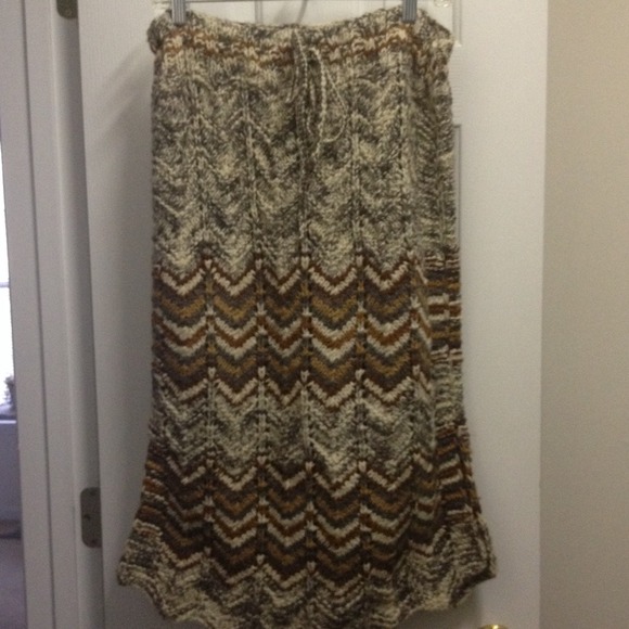 Hand knit skirt