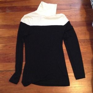 Banana republic turtle neck