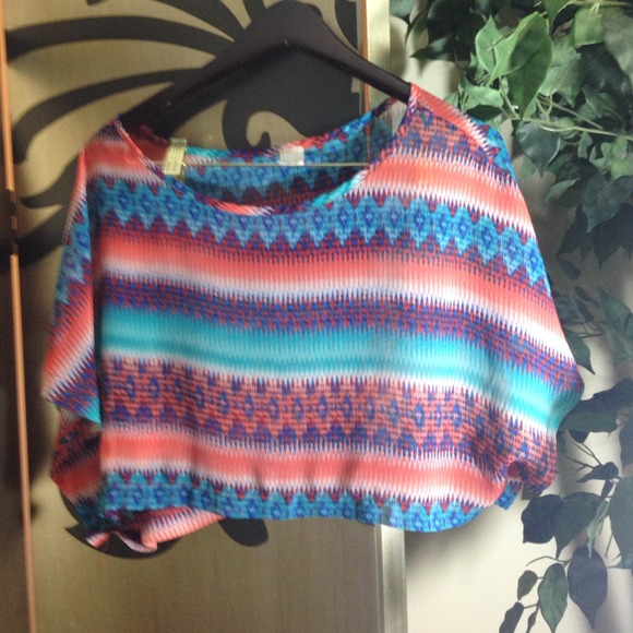 Super cute sheer crop top kimono style.