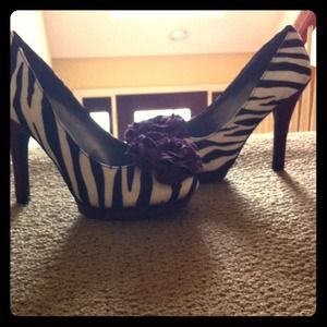Zebra heels