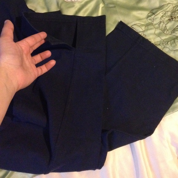 Workout Capris - Picture 3 of 3