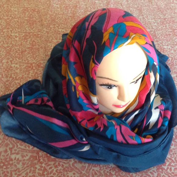 Winter scarf