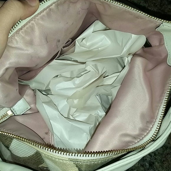 Coach Purse! - Picture 5 of 6