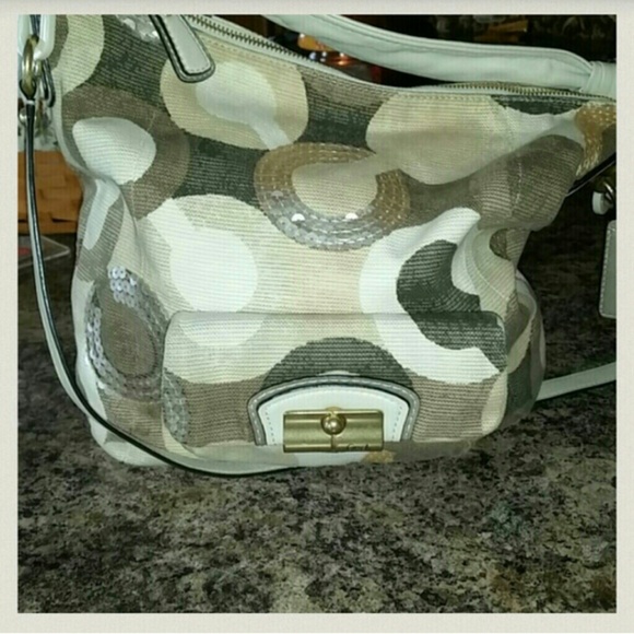 Coach Purse! - Picture 3 of 6