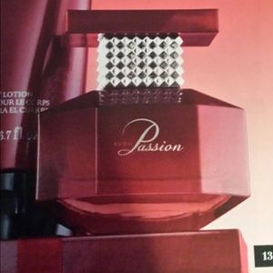 Bundle 2 for @daisylou53.  $30