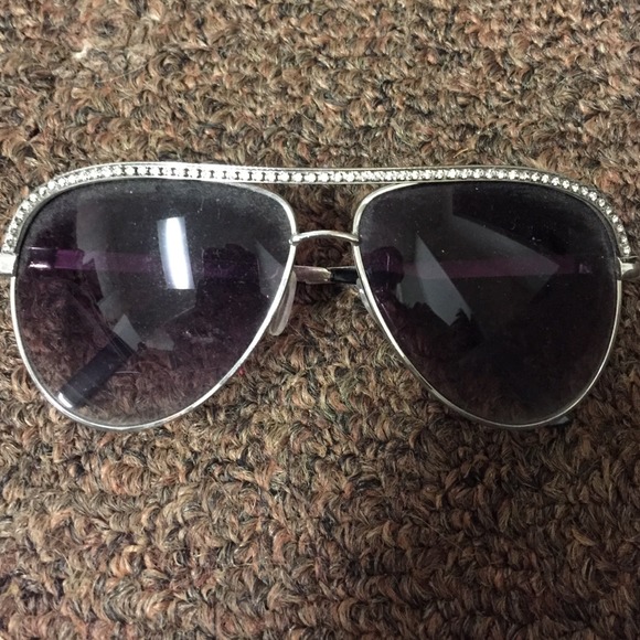 Lot of 9 pairs of sunglasses - Picture 3 of 3